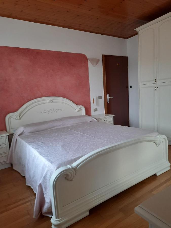 Casa Santa Emerenziana Villa Tuenno Eksteriør billede